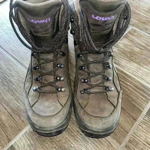 Lowa Renagade GTX women’s hiking boots - Picture 5 of 6